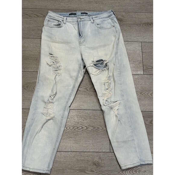 Wild Fable Size 12 Highest Rise Mom Jean Retro Distressed Wash - Picture 1 of 5